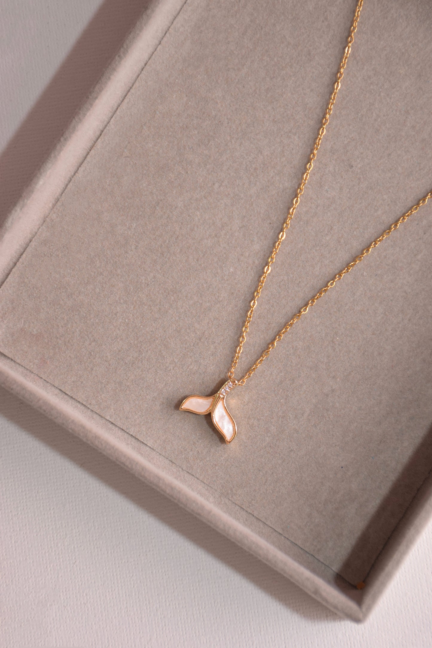 Fish Tail Pendant Necklace
