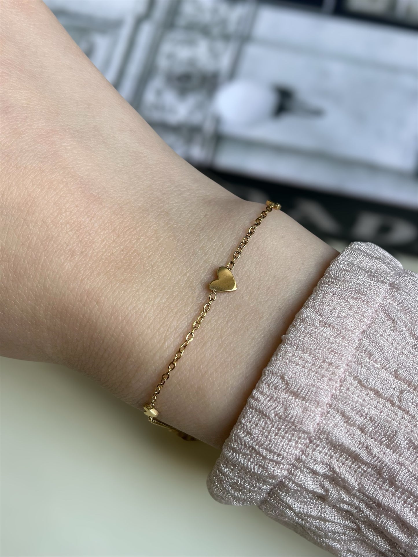 Tiny hearts gold bracelet