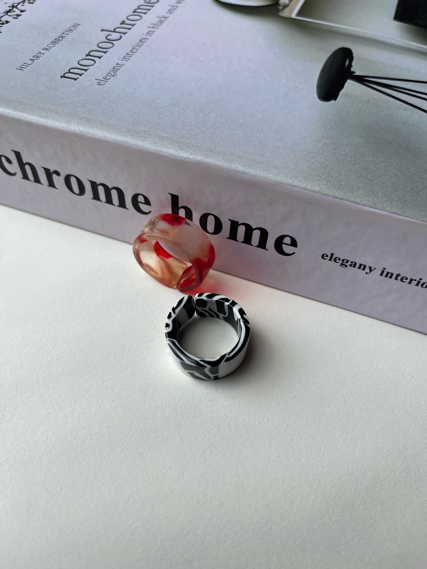 Crimson&marble Resin Ring