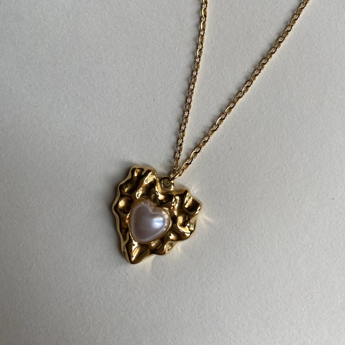 Pearl heart shape necklace